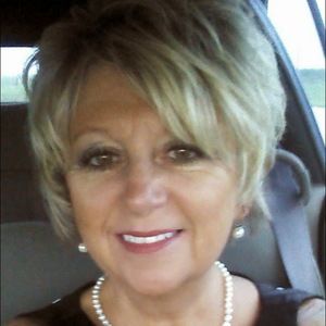 Meet your Posher, Cyndi